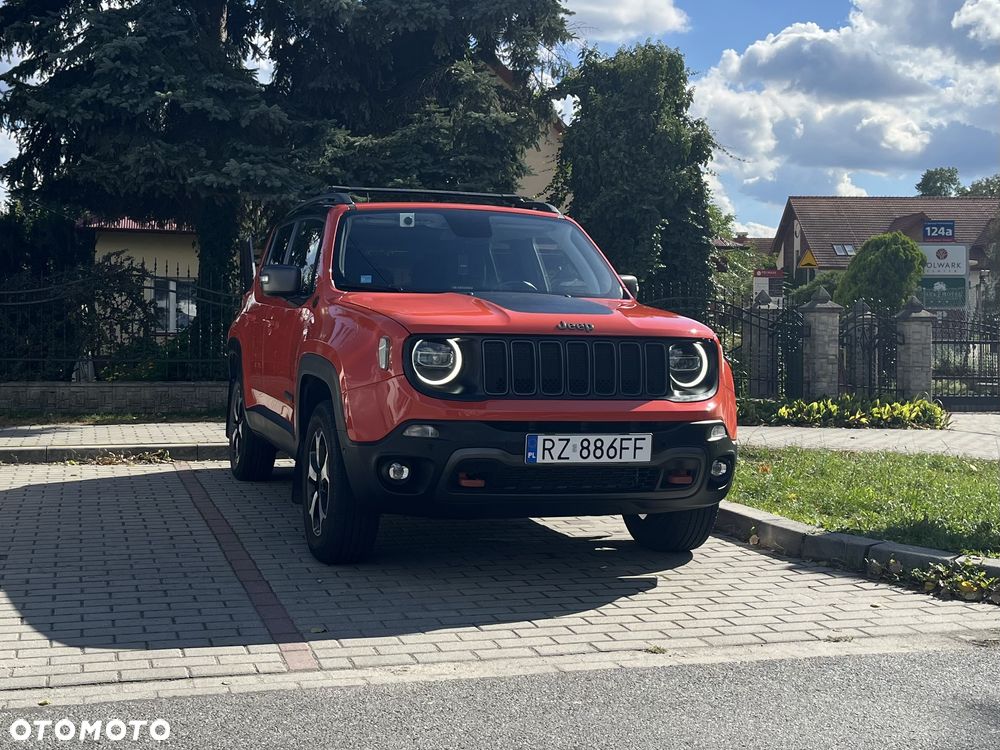 Jeep Renegade 1.3 GSE T4 Turbo Upland 4x4 S&S - 2