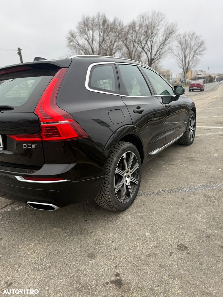 Volvo XC 60 D5 AWD Geartronic Inscription - 34