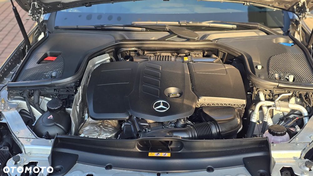 Mercedes-Benz Klasa E 220 d 4-Matic Avantgarde - 11
