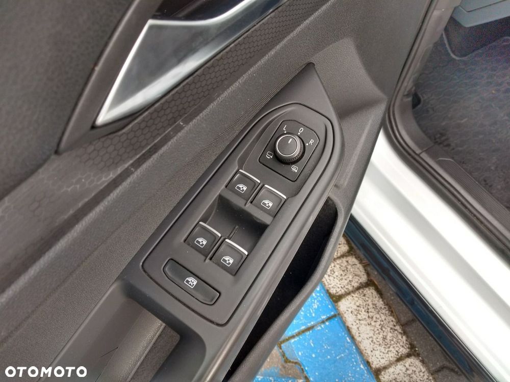Volkswagen Golf 2.0 TSI GTI DSG - 17