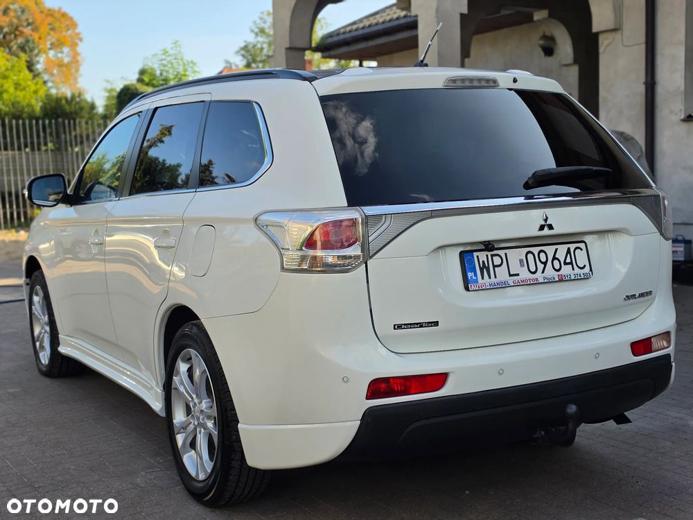 Mitsubishi Outlander - 9