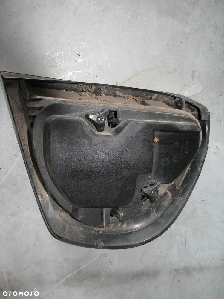 LAMPA LEWA TYLNA RENAULT THALIA I 8200054300 - 3