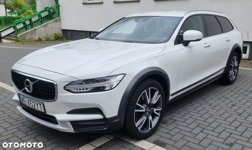 Volvo V90 Cross Country B5 D AWD Ultimate - 1