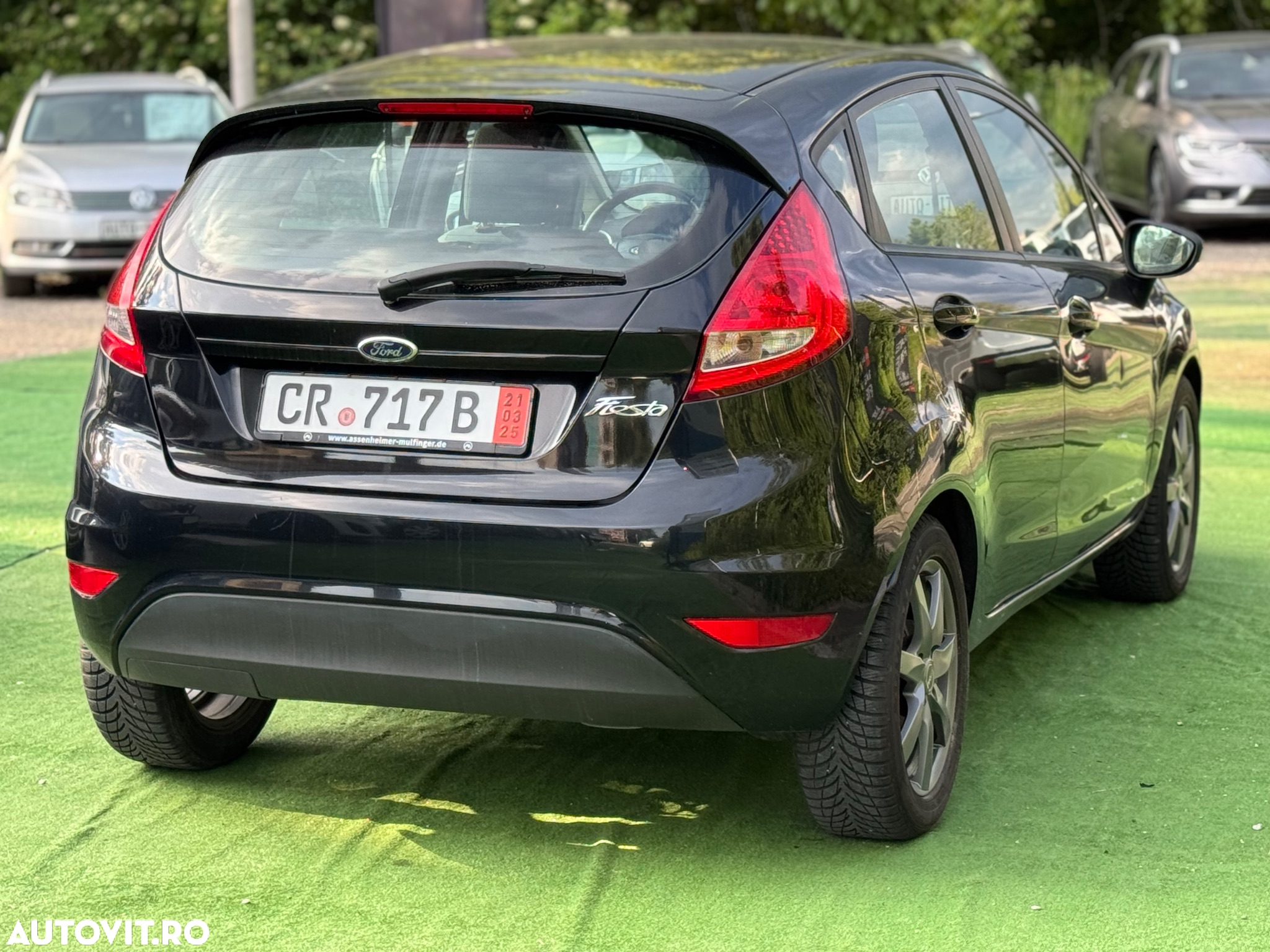 Ford Fiesta 1.4 TDCI Ambiente - 9