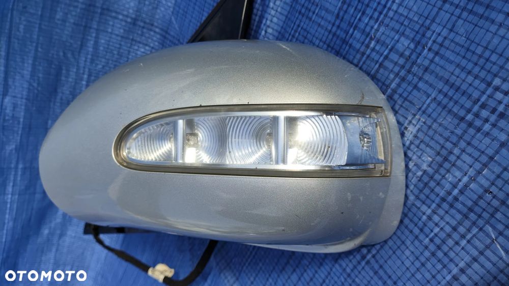 LUSTERKO LEWE 11 PIN KABLI SREBRNE C775 775 KIERUNKOWSKAZ MERCEDES R-KLASA W251 EUROPA - 2