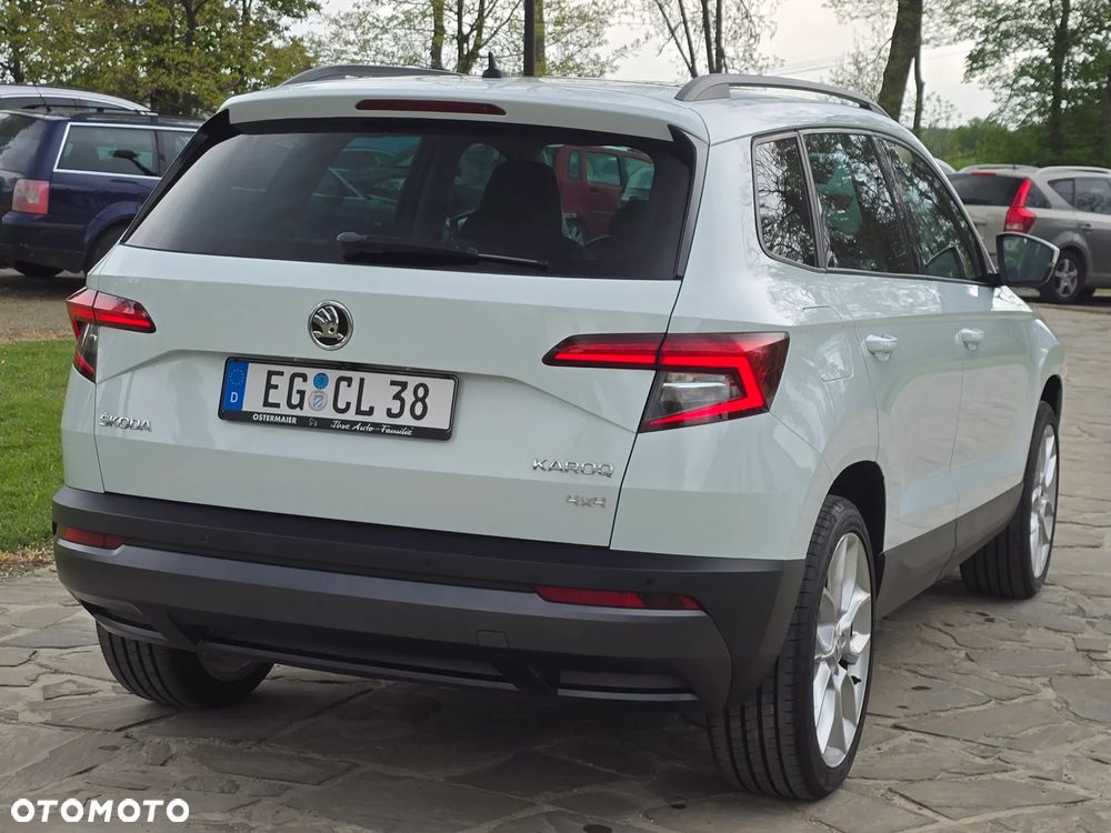 Skoda Karoq 2.0 TDI SCR 4x4 DSG Sportline - 10