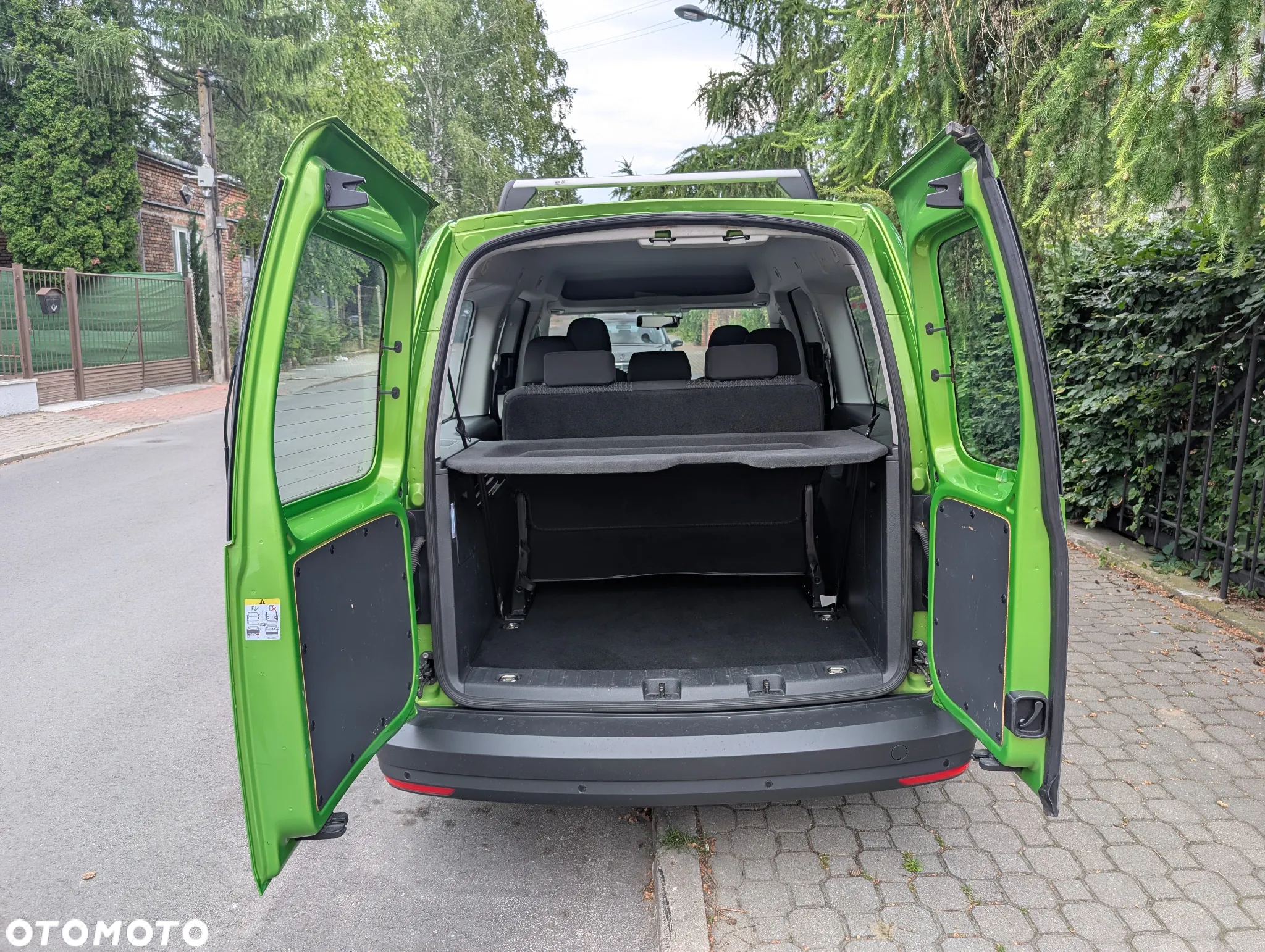 Volkswagen Caddy Maxi 1.4 TSI Trendline - 12