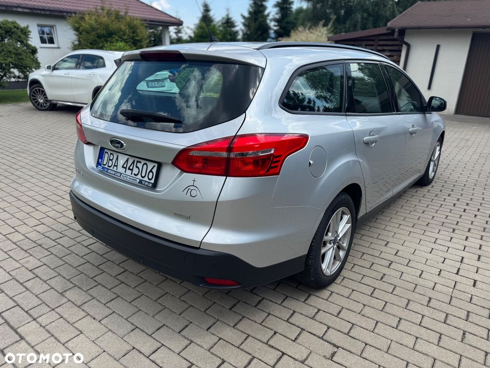 Ford Focus 1.0 EcoBoost Titanium - 9