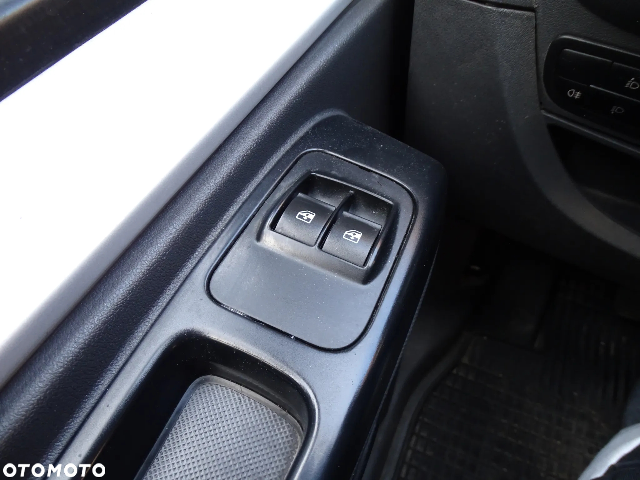 Fiat FIORINO 1,3 JTD MULTIJET 75 KM, BOCZNE DRZWI -PEŁNA HISTORIA- - MOŻLIWA ZAMIANA NA MOTOR AUTO ! - 12