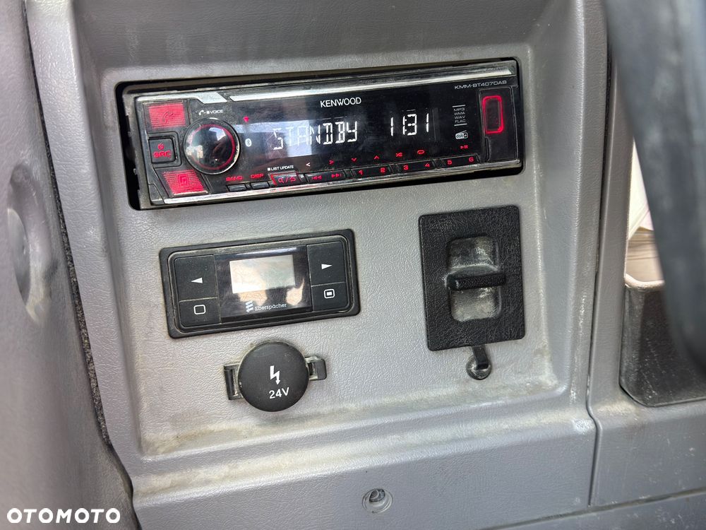 Volvo EC 300 EL - 32
