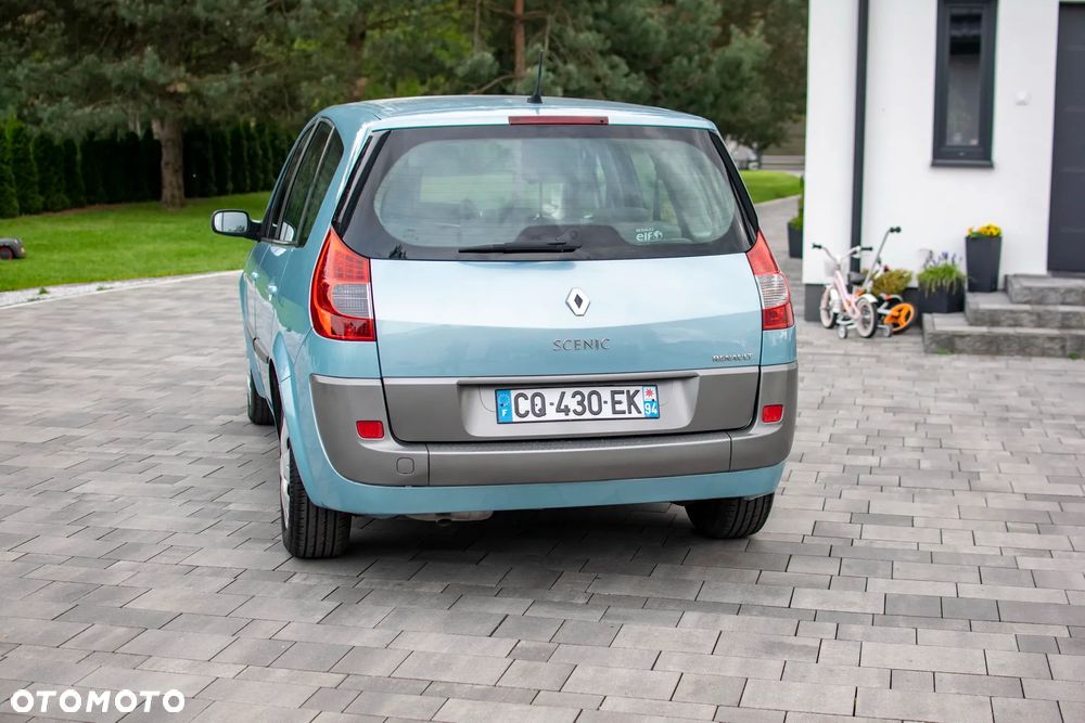 Renault Grand Scenic - 23