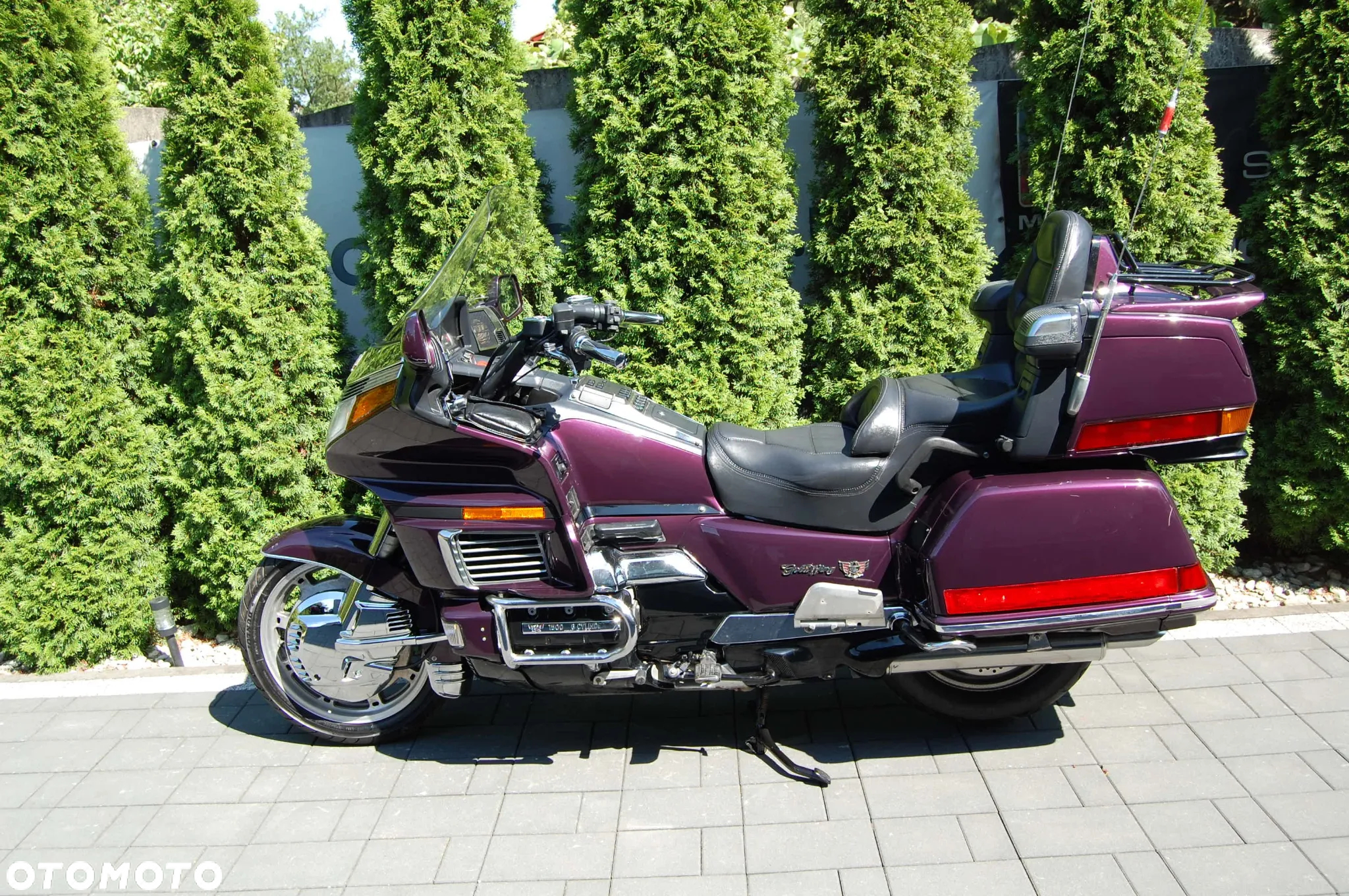 Honda GL - 5