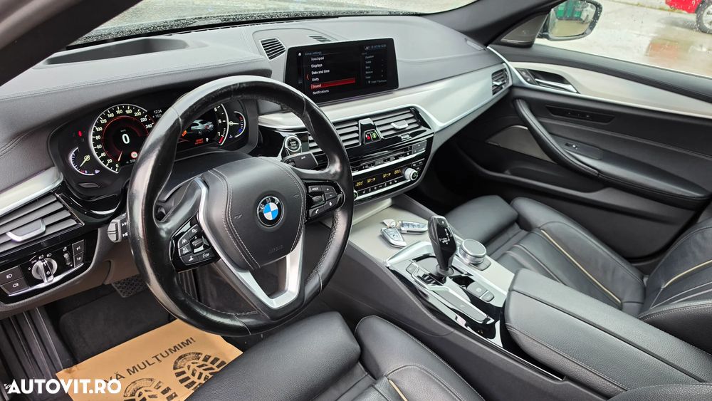 BMW Seria 5 530i xDrive Aut. Luxury Line - 15