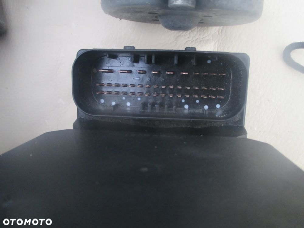 Pompę ABS Audi A4 B6 0265225048 8E0614517 - 3