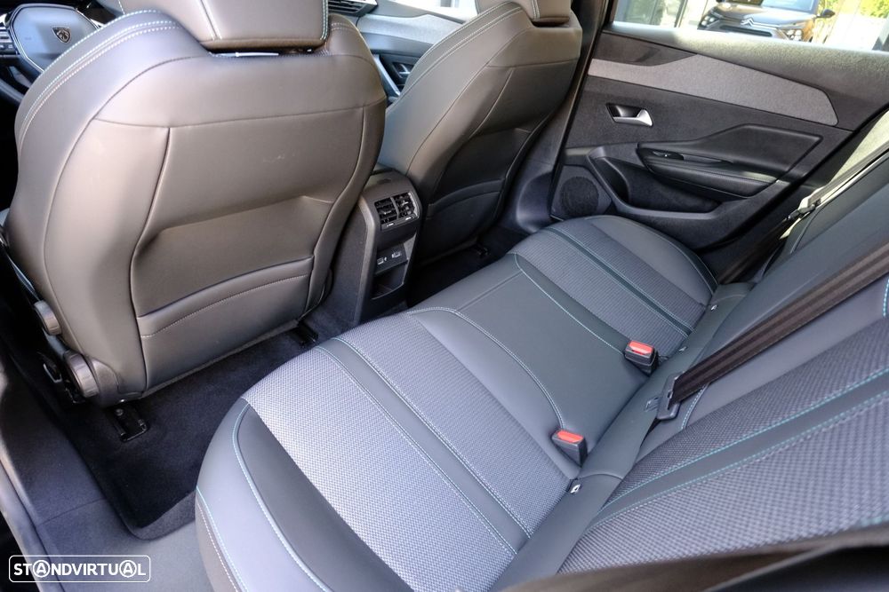 Peugeot 308 1.2 PureTech Allure Pack EAT8 - 11