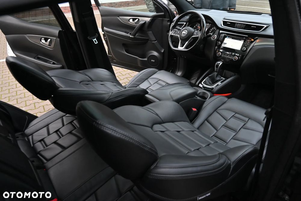 Nissan Qashqai 1.2 DIG-T Xtronic TEKNA+ - 34