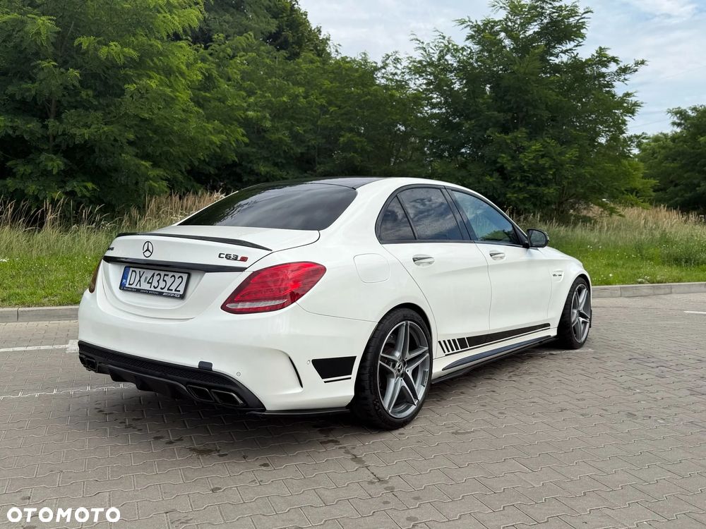 Mercedes-Benz Klasa C AMG 63 S - 13