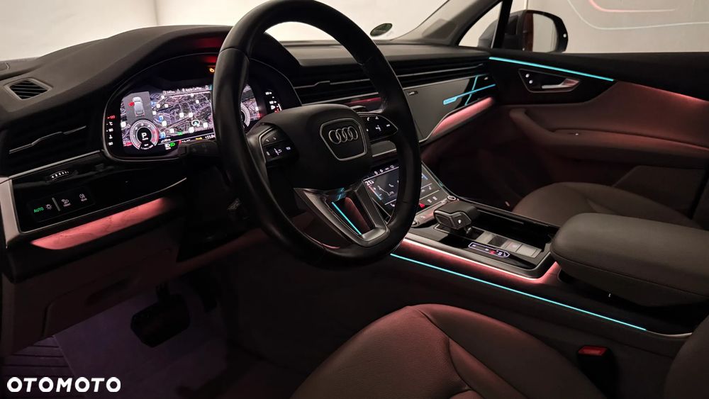 Audi Q7 - 35