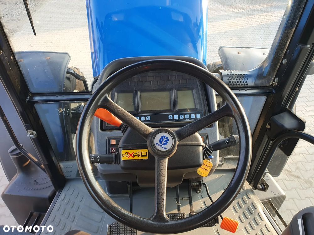 New Holland TM 175 - 25