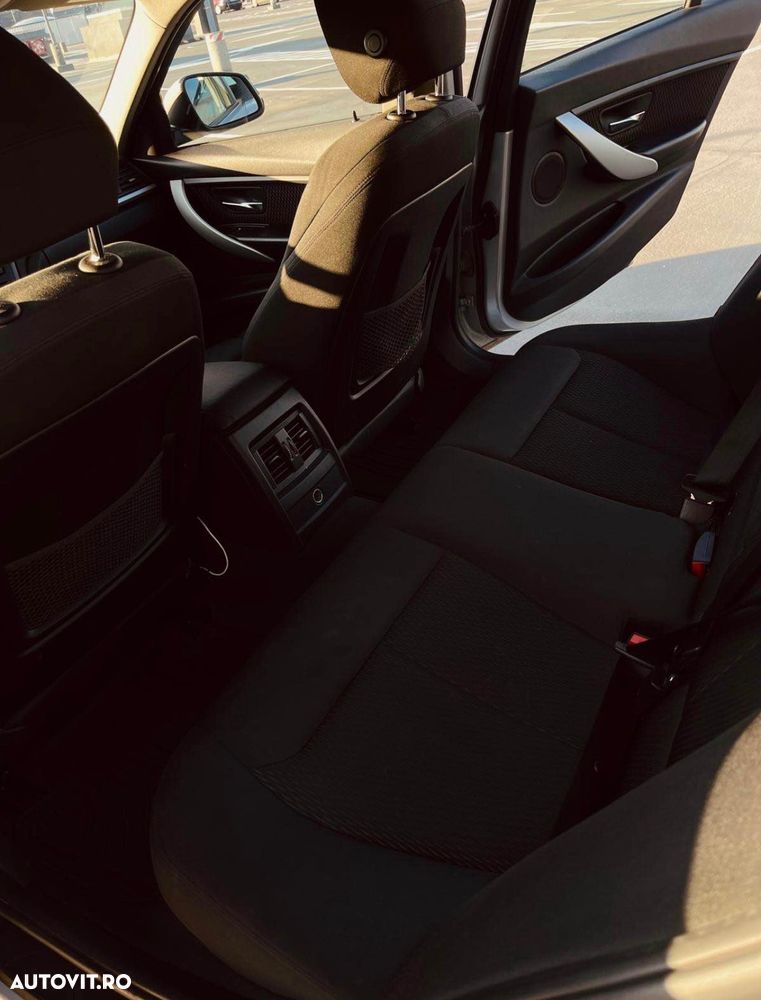 BMW Seria 3 318d xDrive - 8