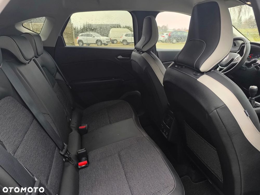 Renault Captur TCe Mild Hybrid 140 TECHNO - 14