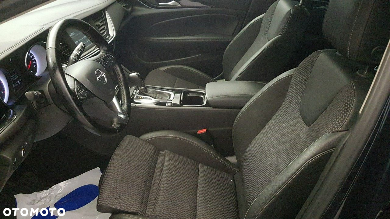 Opel Insignia - 20
