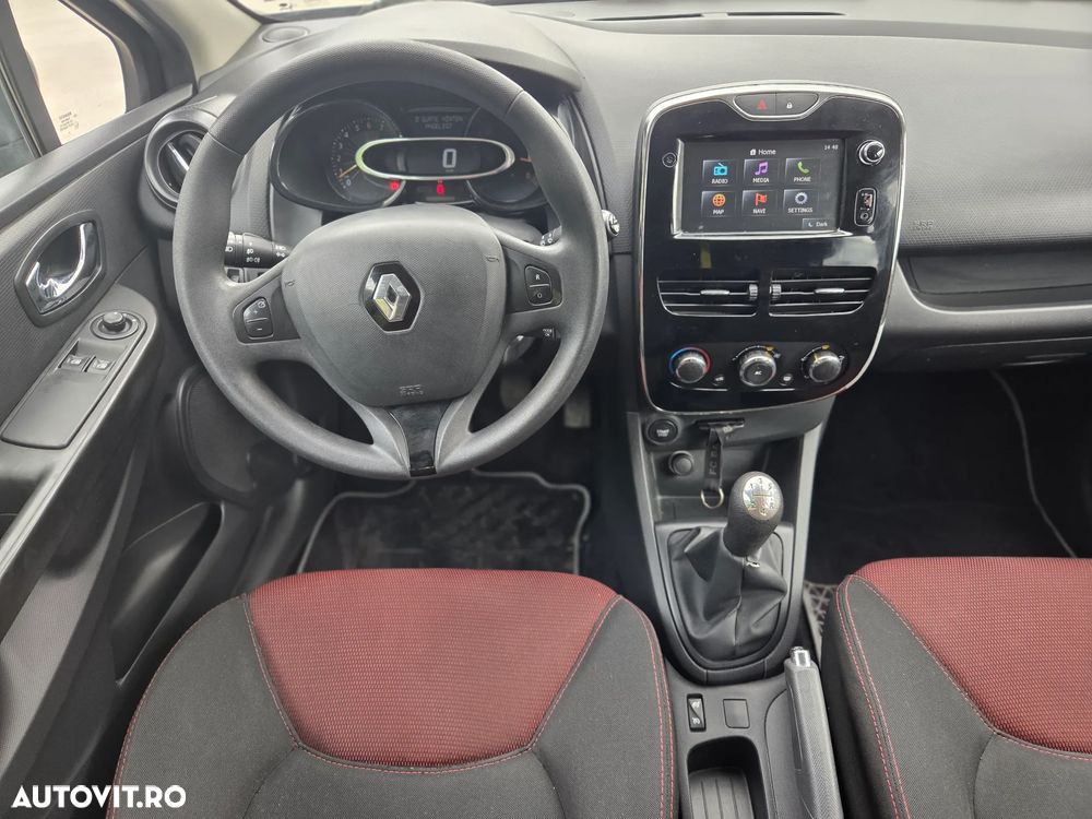 Renault Clio 1.2 16V 75 Life - 8