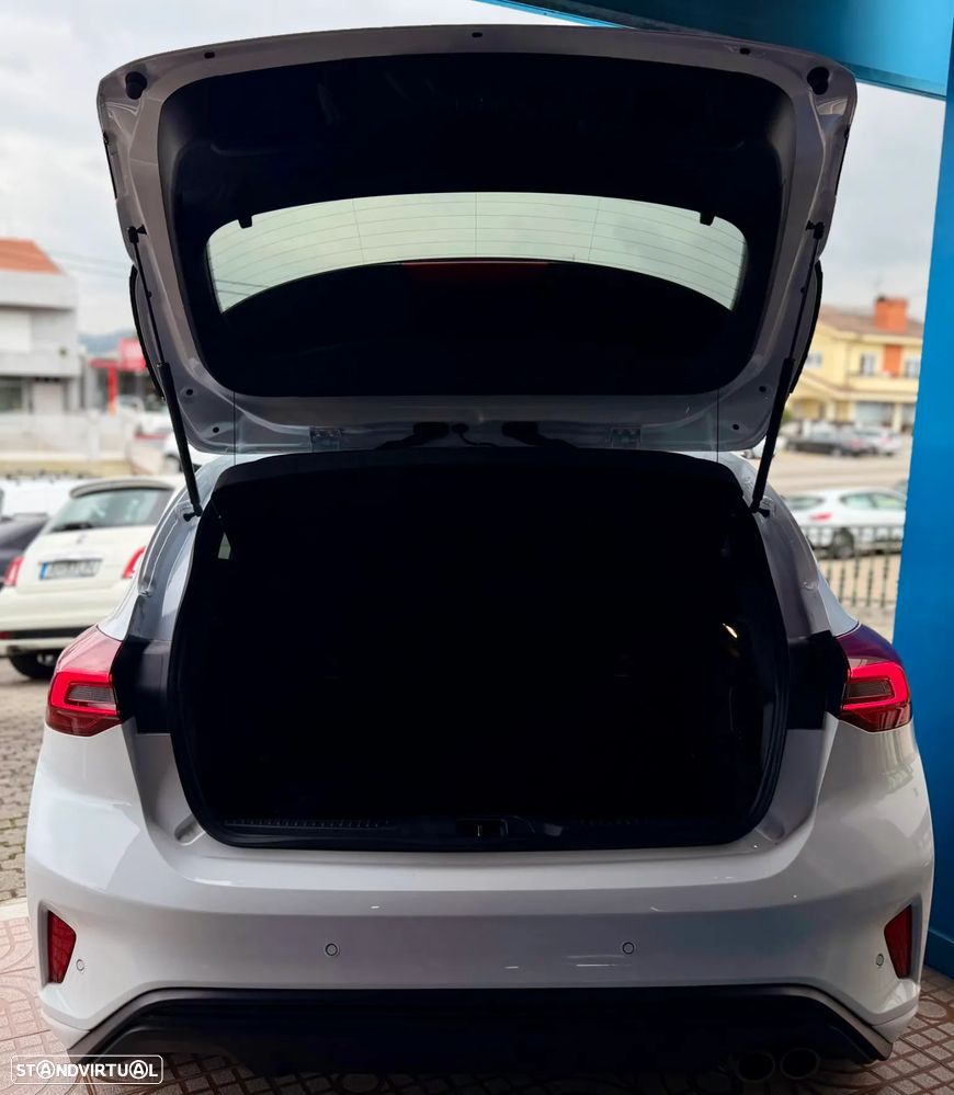 Ford Focus 1.0 EcoBoost MHEV ST-Line Aut. - 25