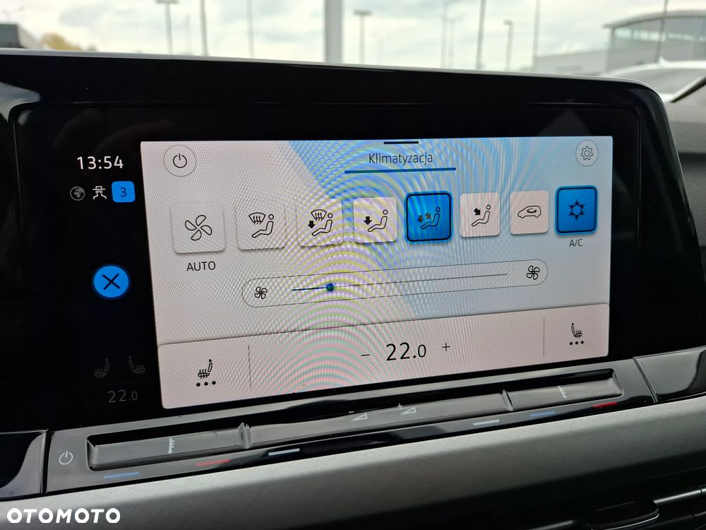Volkswagen Golf VIII 1.5 TSI EVO Life - 21