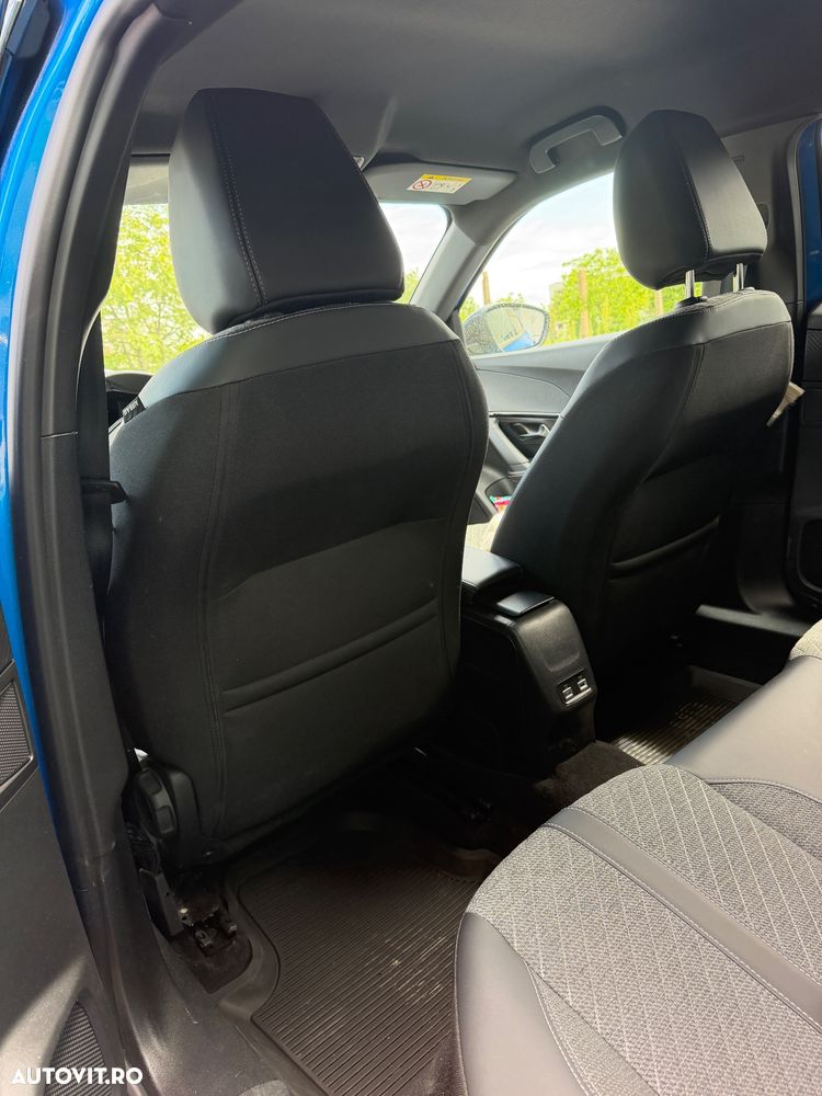 Peugeot 2008 1.2 L PureTech STT EAT8 Allure - 13
