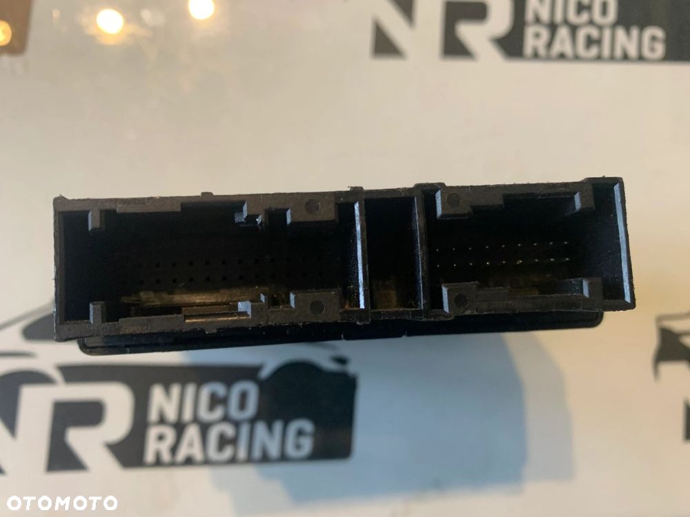 MODUŁ STEROWNIK PARKOWANIA PDC BMW i3 I01 6870426 - 2