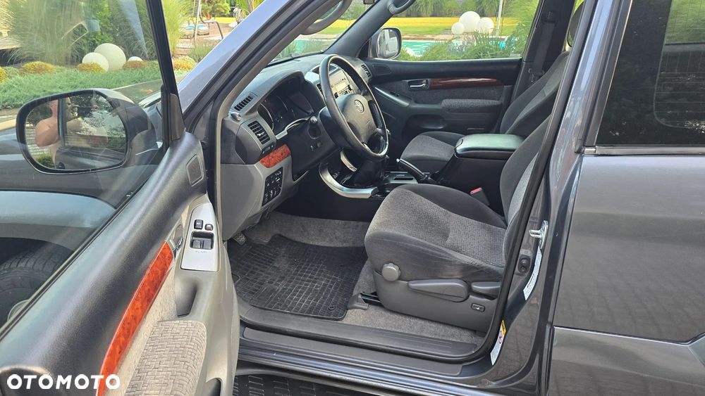 Toyota Land Cruiser 3.0 D Luna Comfort - 9