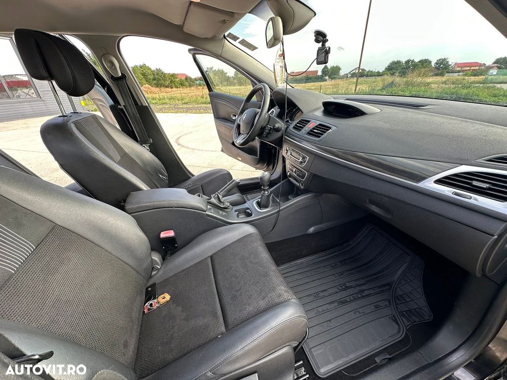 Renault Megane - 11