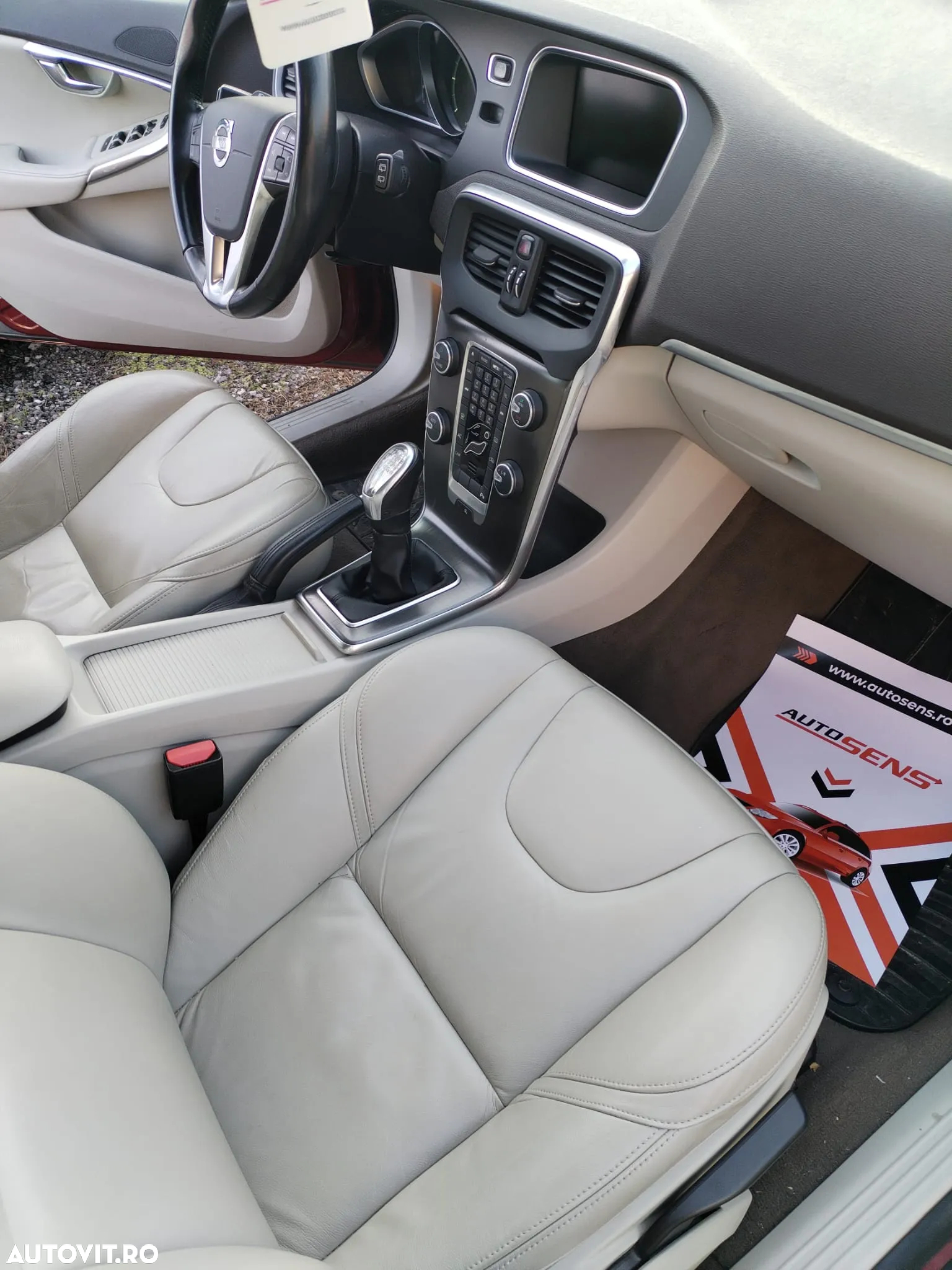 Volvo V40 D2 94g Kinetic - 10