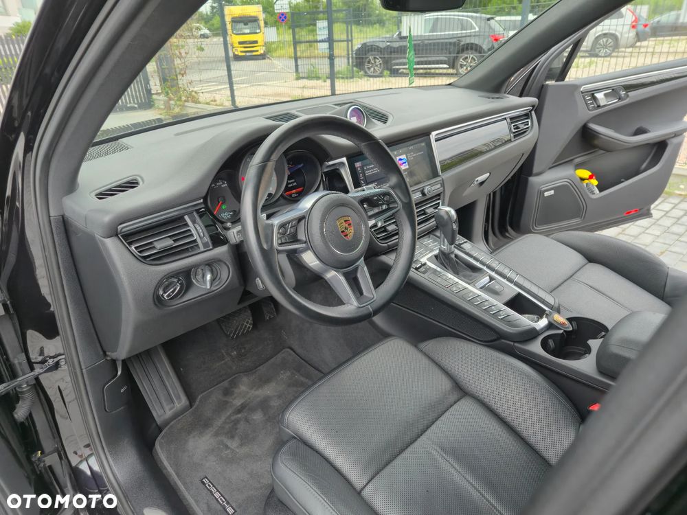 Porsche Macan S - 13