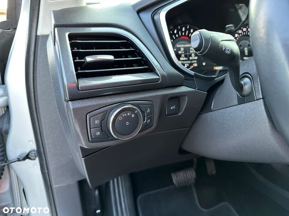 Ford Mondeo - 17