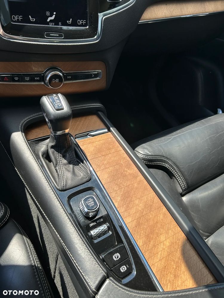 Volvo XC 90 D5 AWD Inscription 7os - 14