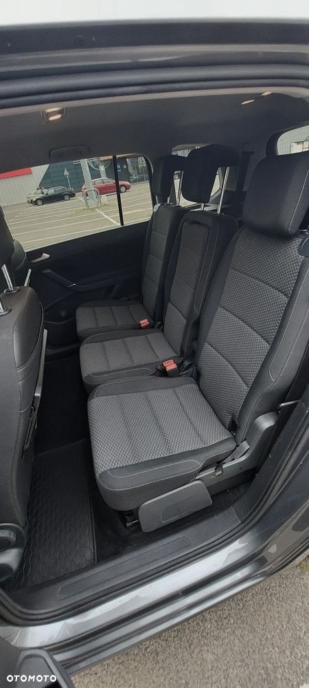 Volkswagen Touran 1.4 TSI BMT Comfortline DSG - 24