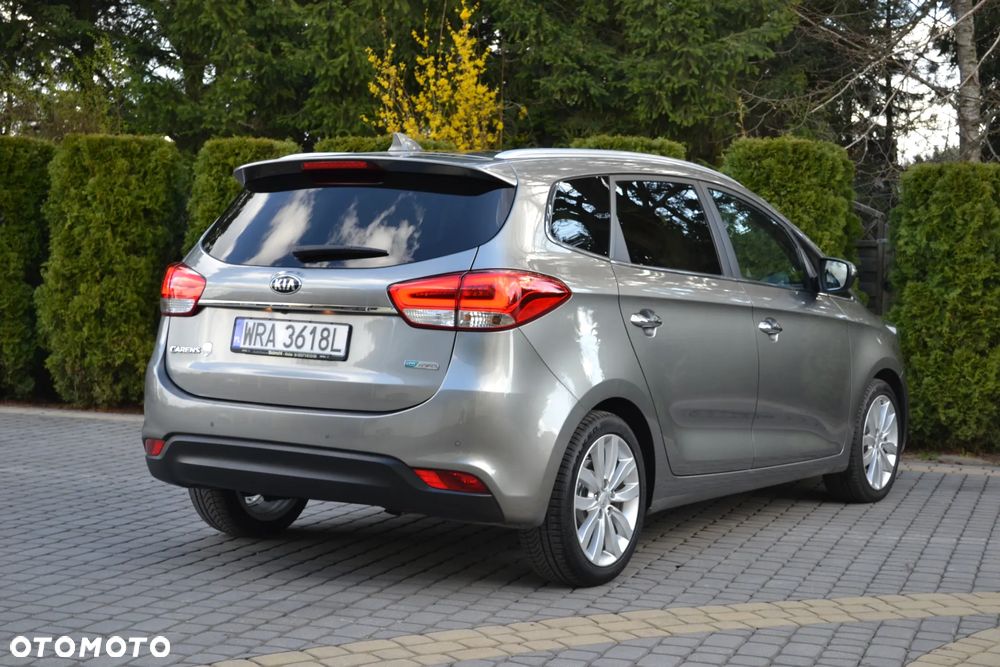Kia Carens 1.7 CRDi Business Line 7os 7DCT - 13
