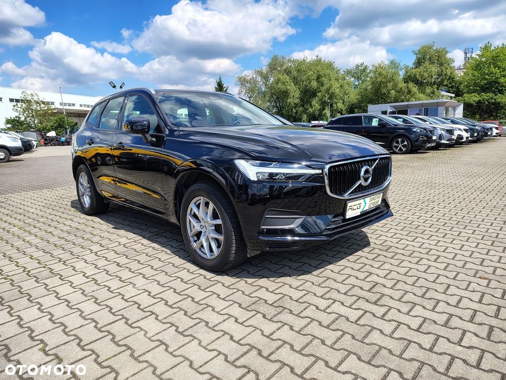 Volvo XC 60 B5 B AWD Momentum Pro - 1