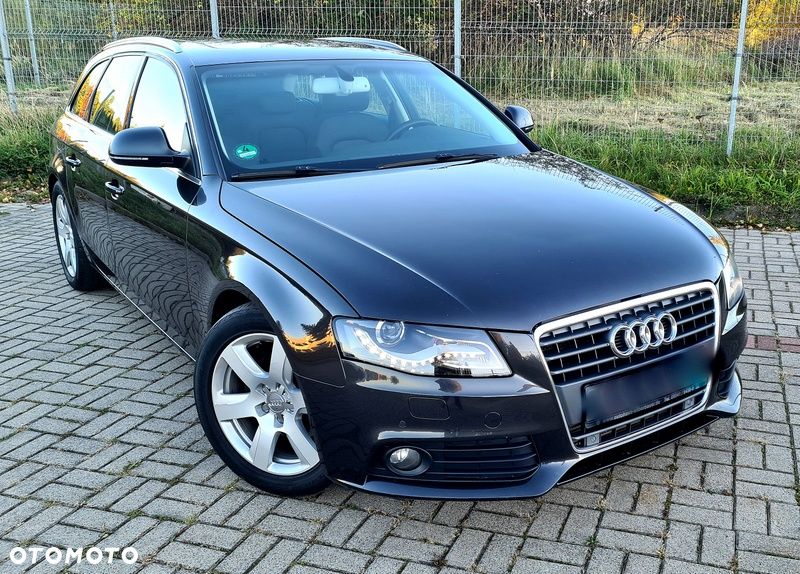 Audi A4 Avant 2.0 TDI - 12