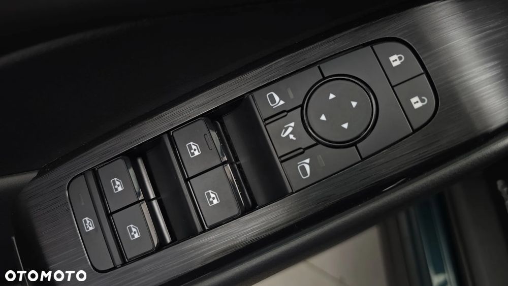 Nissan Qashqai 1.3 DIG-T mHEV N-Connecta Xtronic - 16