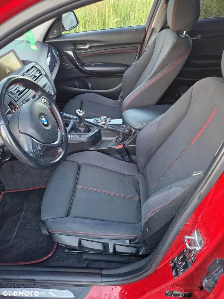 BMW Seria 1 120d Sport Line - 12