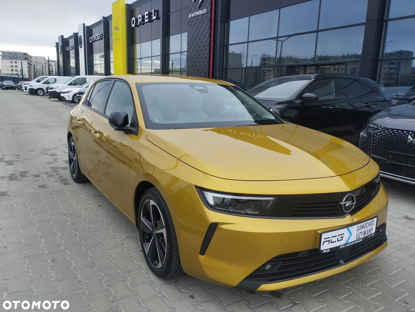 Opel Astra VI 1.2 T Elegance S&S - 3