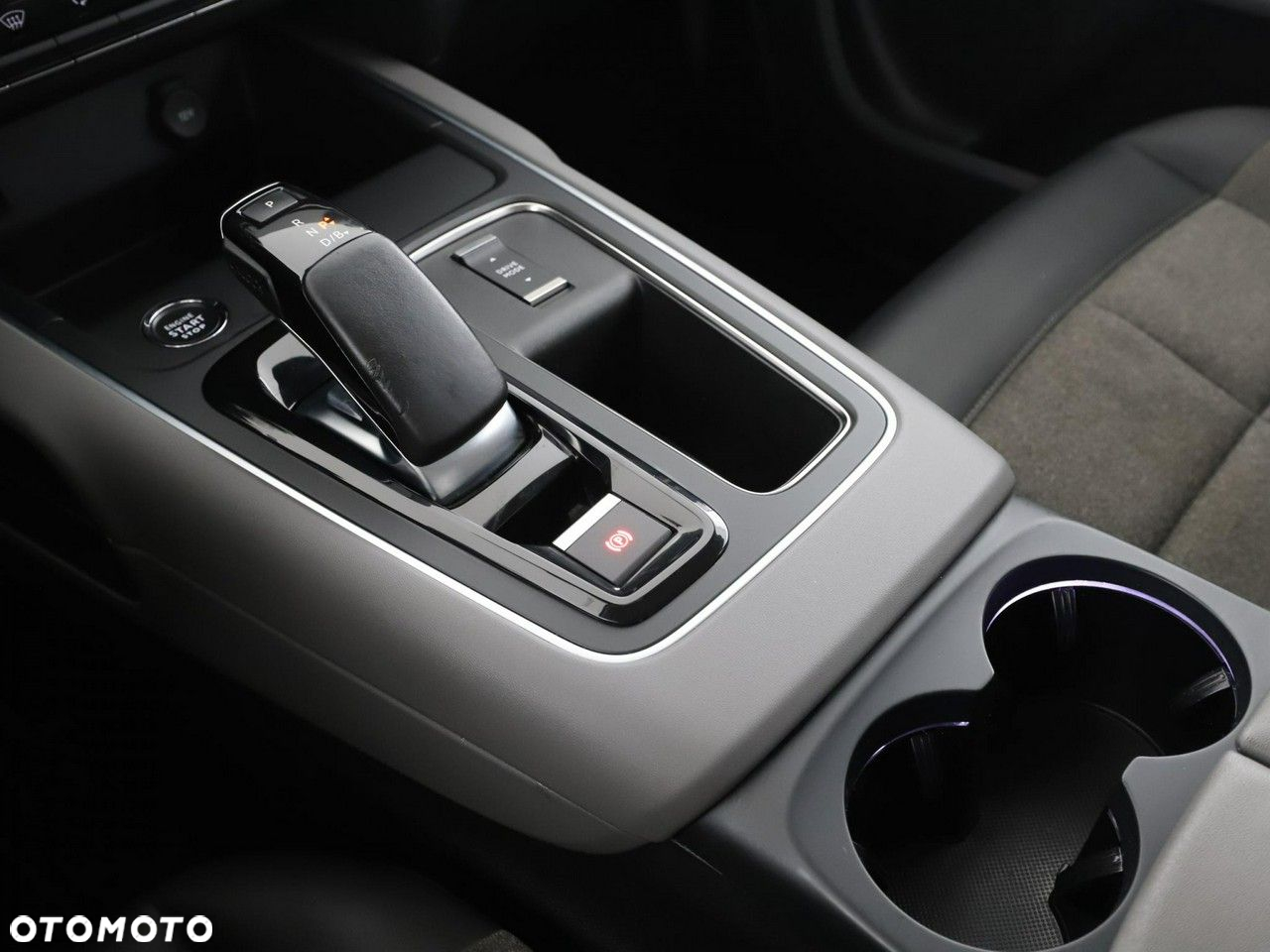 Citroën C5 Aircross Hybrid 225 e-EAT8 ë-SERIES - 31