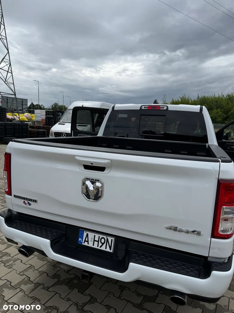 Dodge RAM - 16