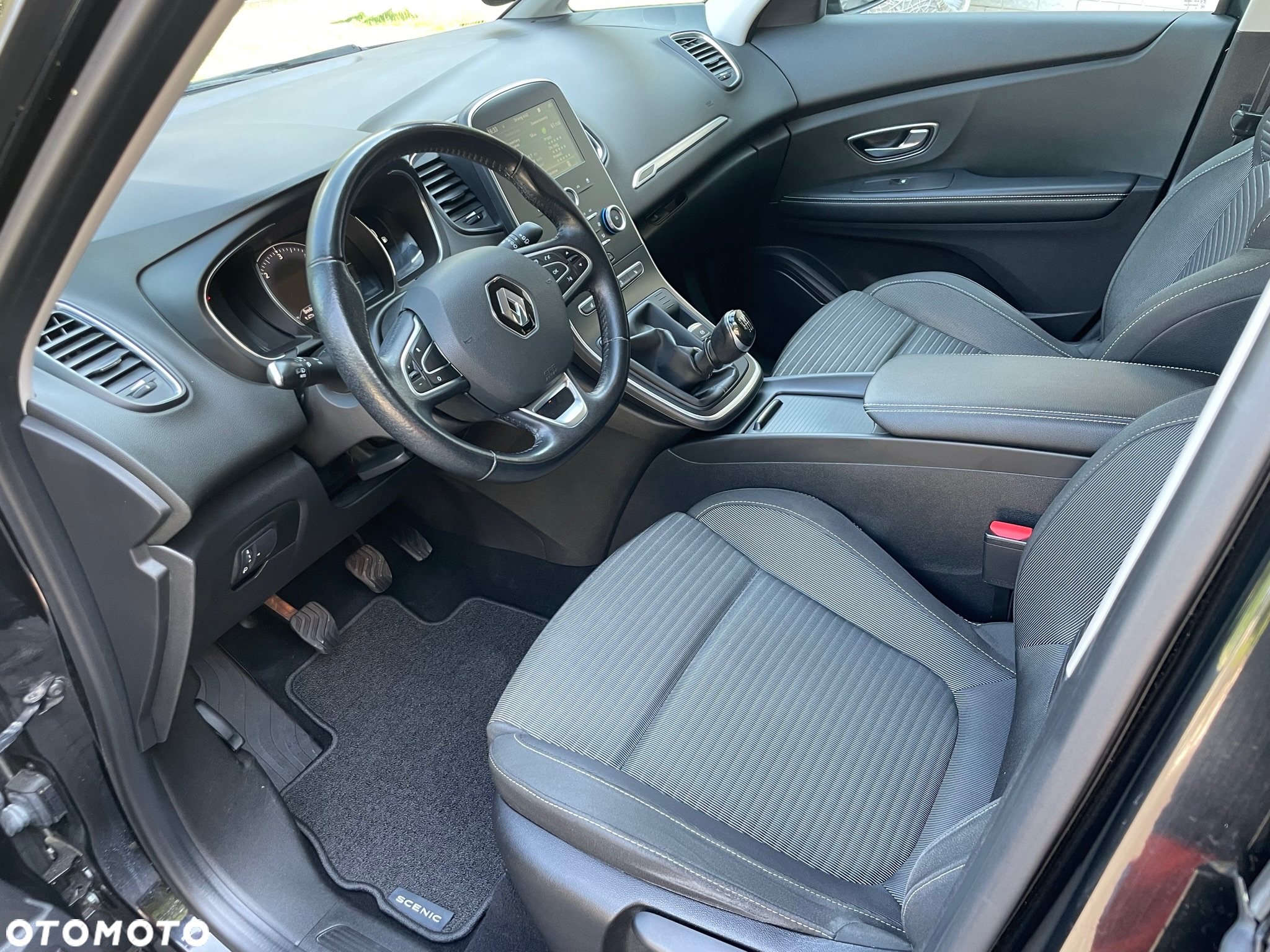 Renault Grand Scenic Gr 1.6 dCi Intens - 27