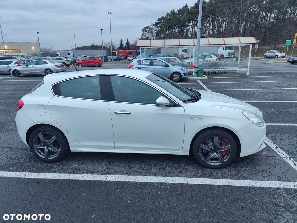Alfa Romeo Giulietta - 7