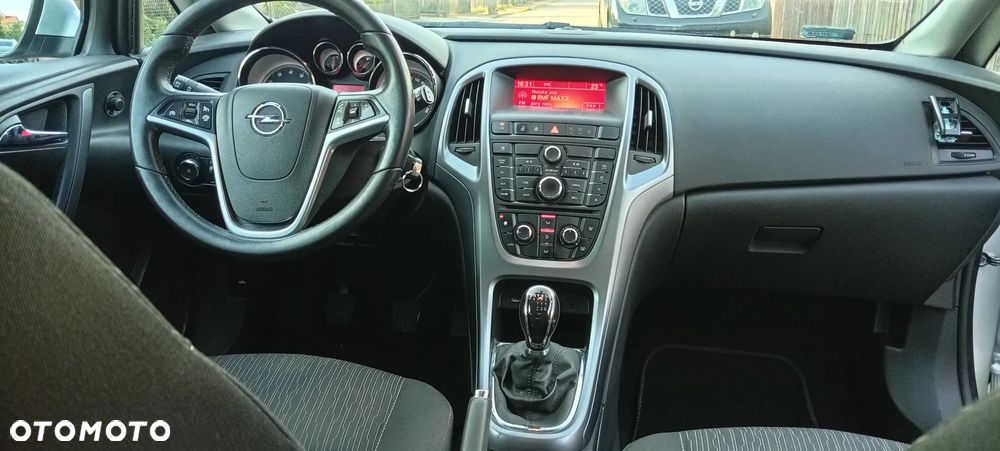 Opel Astra 1.4 T Enjoy - 5