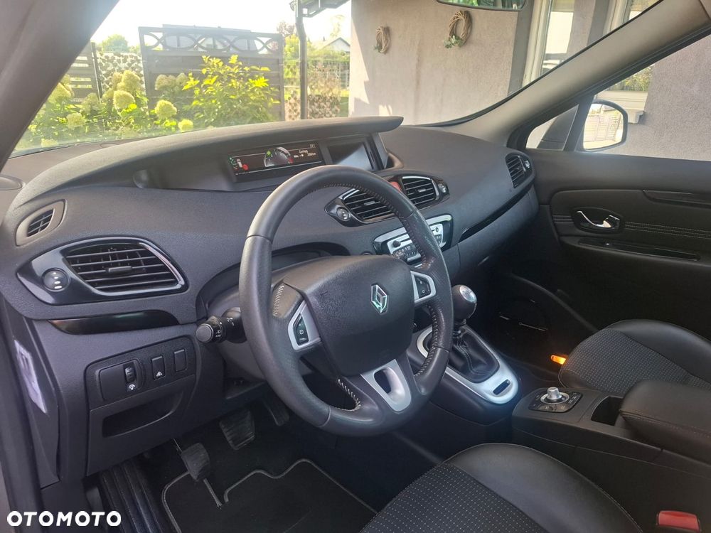 Renault Scenic 1.9 dCi Bose Edition - 14